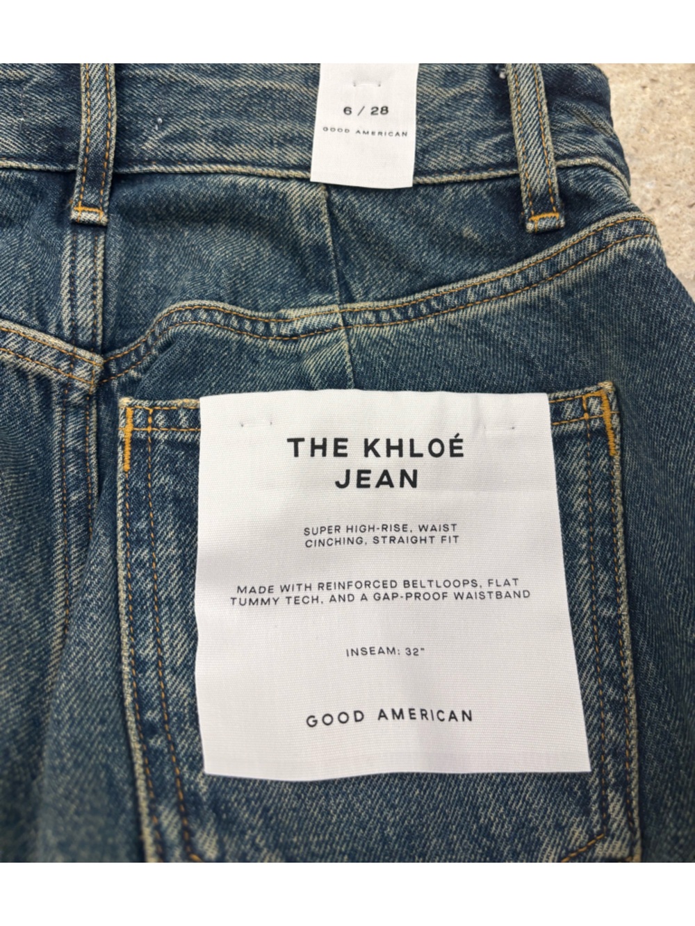 Good American Khloe Jeans - Picture 4 of 10